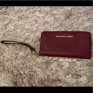 Michael Kors Wallet / Wristlet